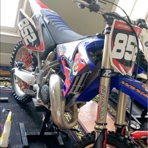 Meet your Posher, Harrison